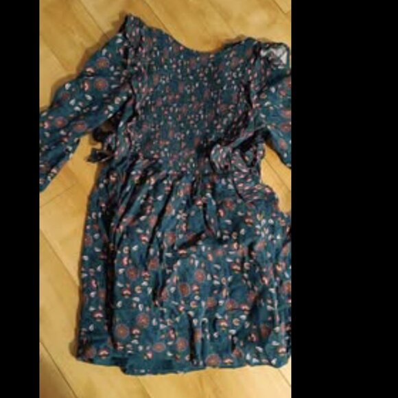 Robes de saison - Picture 1 of 2